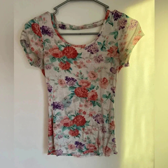 DELIAS t shirt - Picture 1 of 4